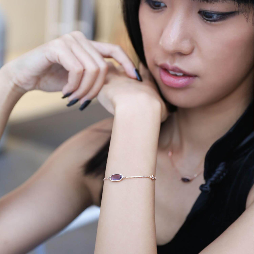 January Garnet Infinity Bracelet - Trendolla Jewelry